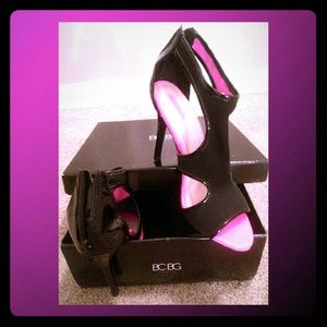 Very Sexy BCBG Black Bootie/Sandal Pump