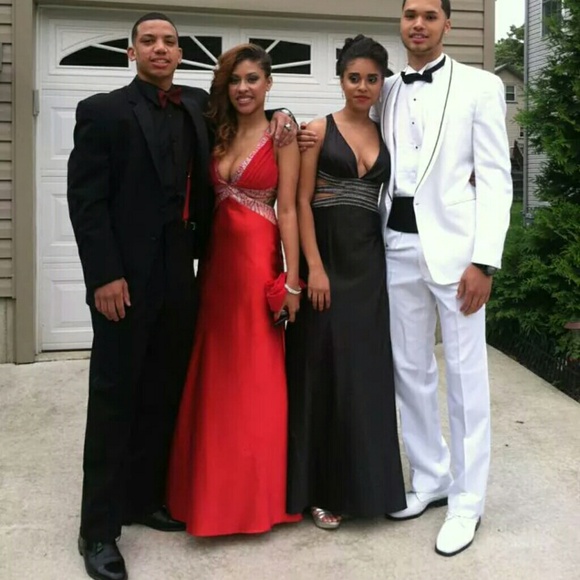 Prom dress - Picture 3 of 4