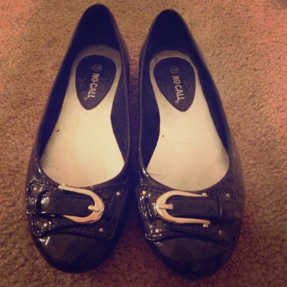 Black flats