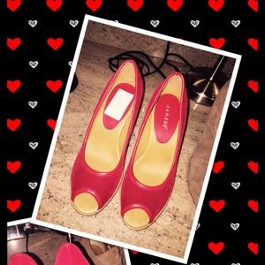 Super Comfortable Red Wedges