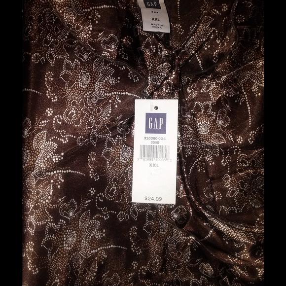 Plus size top - Picture 3 of 4