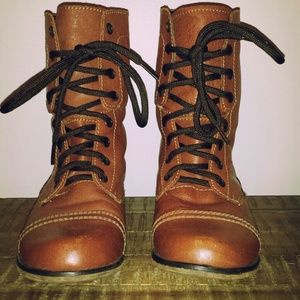 Steve Madden Troopa Boots