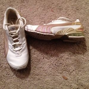 Puma Cell sneakers size 7