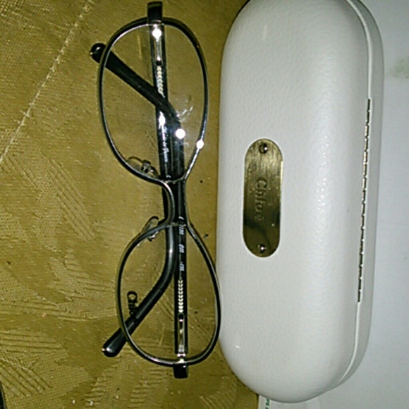 Super cute Chloe glasses