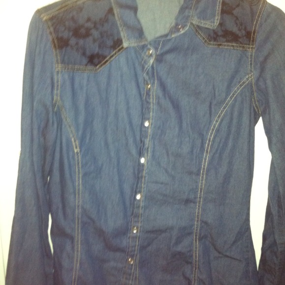 Denim shirt size medium forever 21