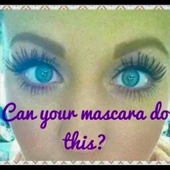 Younique 3D Fiber Lash Mascara | Amanda F. Younique 3D Fiber Mascara