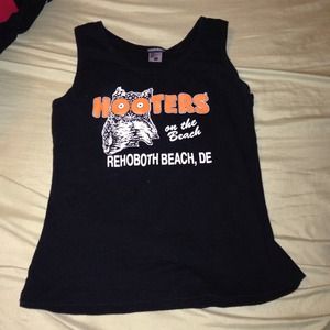 Hooters tank