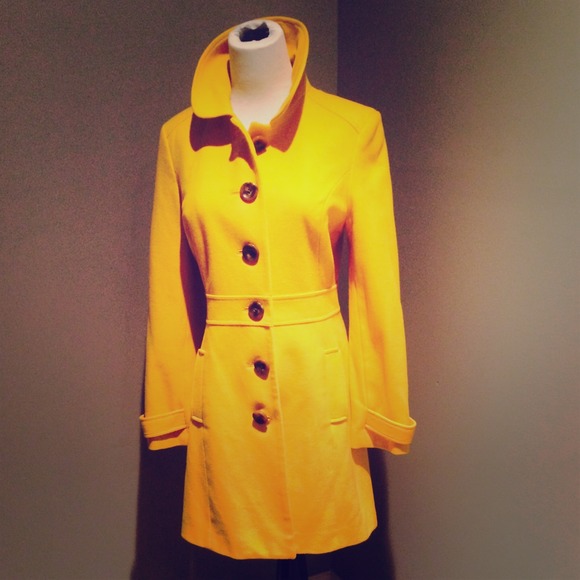 Sold - Old Navy *perfect condition* yellow coat XS