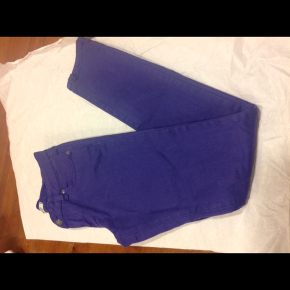 Purple H81 Skinny Straight Jeans. Size 25