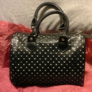 QUEEN OF HEARTS HANDBAG