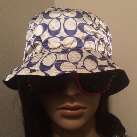Coach reversible hat! rain resistant/ silk hat!