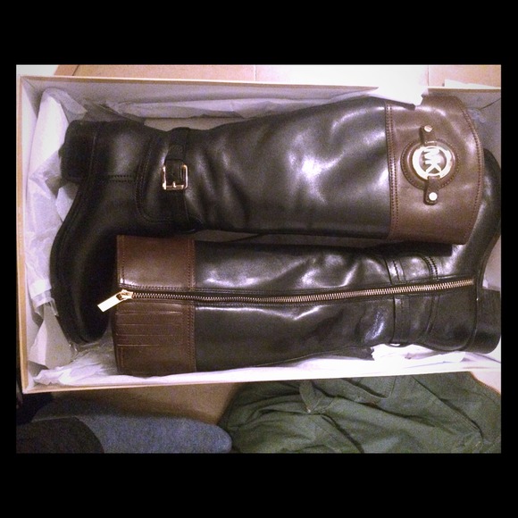 Michael Kors size 6 riding boots