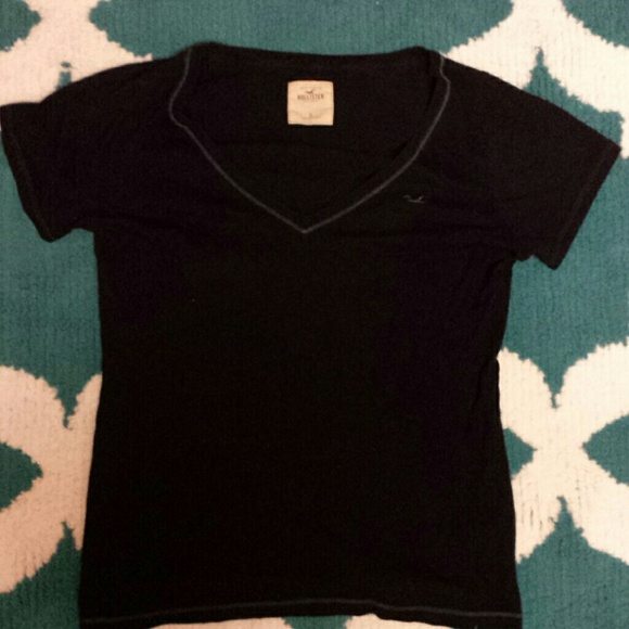 Dark blue t shirt