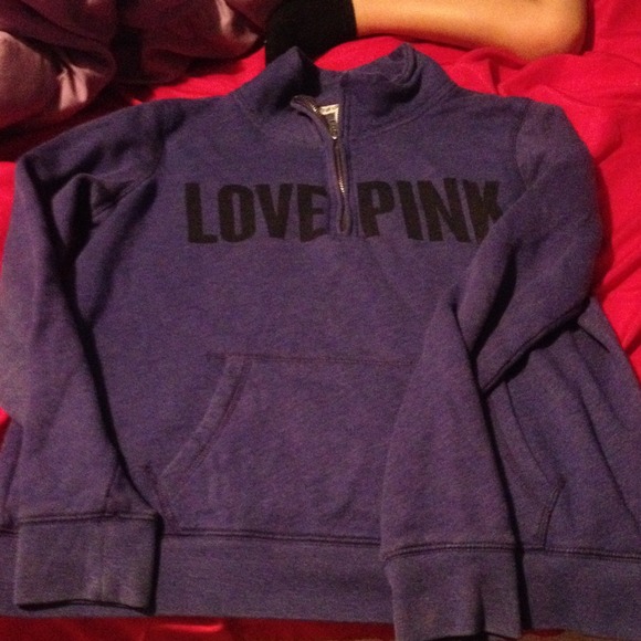 Pull over sweater