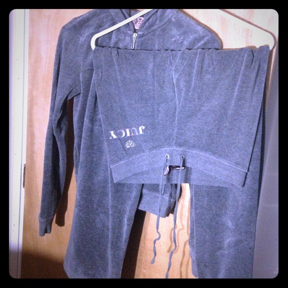 Juicy Couture velour sweat suit