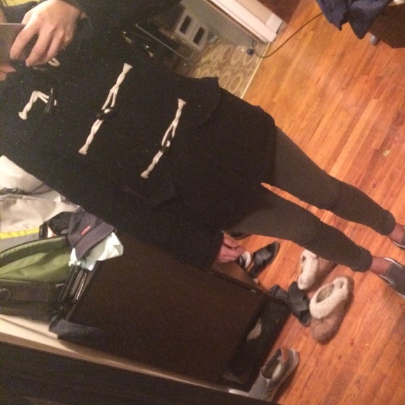 ❌SOLD❌ TNA duffle coat - Picture 4 of 4