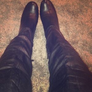 Gently worn Nine West Knee high boots!