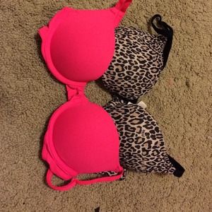 Push-up bras