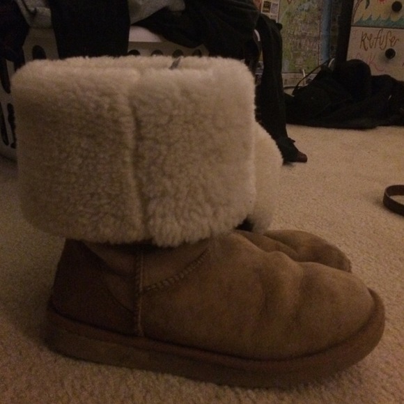❌ traded ❌ UGGS