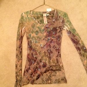Long sleeve, peacock print, v neck