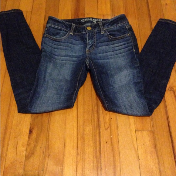 SOLD! AEO Jeggings super stretch - Picture 1 of 2