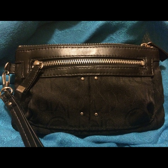 Calvin Klein double pocket/zippered wristlet!