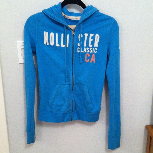 Hollister Tops - Hollister Women's Zip-Up Hoodie