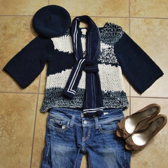 H&M Trend Collection Sweater - Picture 2 of 4