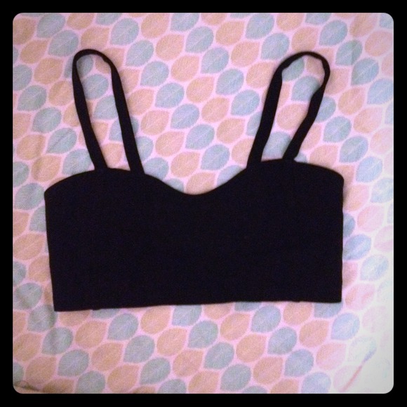 Brandy Melville Chiyo Bralette