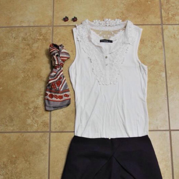 Crochet detailed blouse