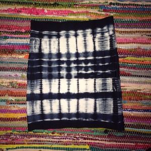 bcbg tie dye pencil skirt