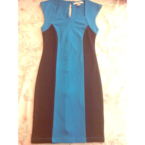 Blue and Black color block