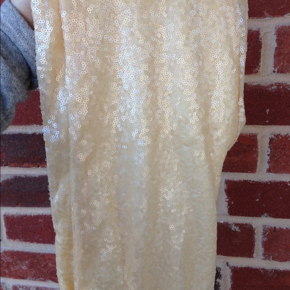 SOLD OUT!! SUPER HOT! Gold sequin leggings - Picture 4 of 4