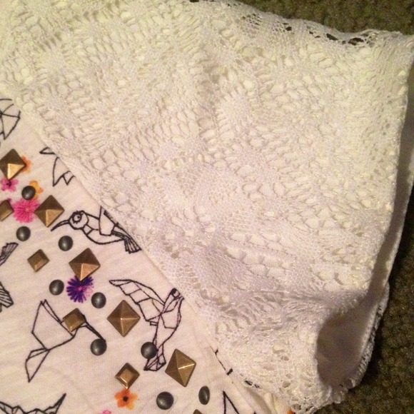 🌺 ORIGAMI & FLORAL PRINT TOP🌺 - Picture 2 of 4