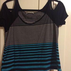 Black white and blue stripped t shirt