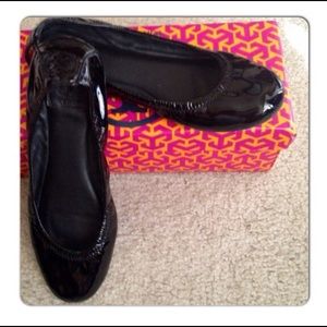 ❤2XHost Pick Tory Burch Black Patent Ballet Flats