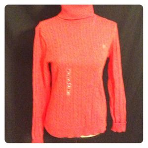 Brand new turtle neck