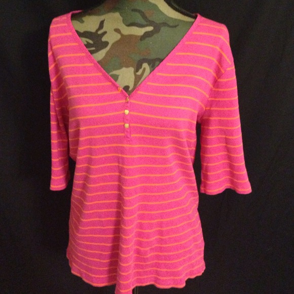 V neck shirt