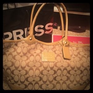 Large coach tote