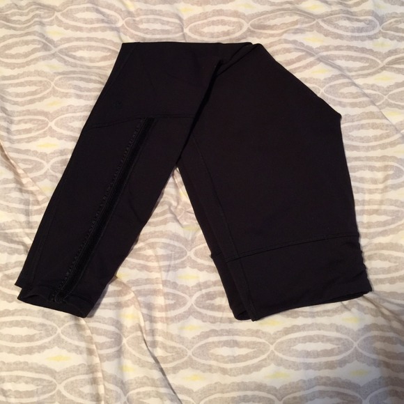 Sold!!!!!Lulu pants with leg detail SOLD!!!