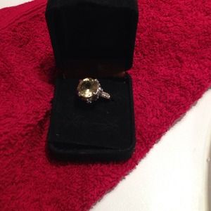 Lemon Quartz with several precious stones