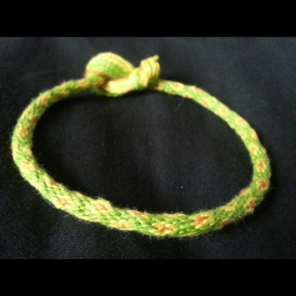 Handmade flowers woven friendship bracelet