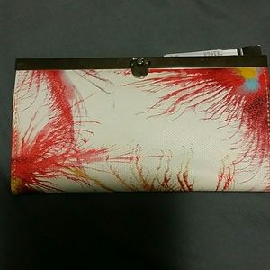Red/white wallet