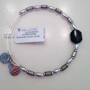 Alex & Ani around the bend bracelet