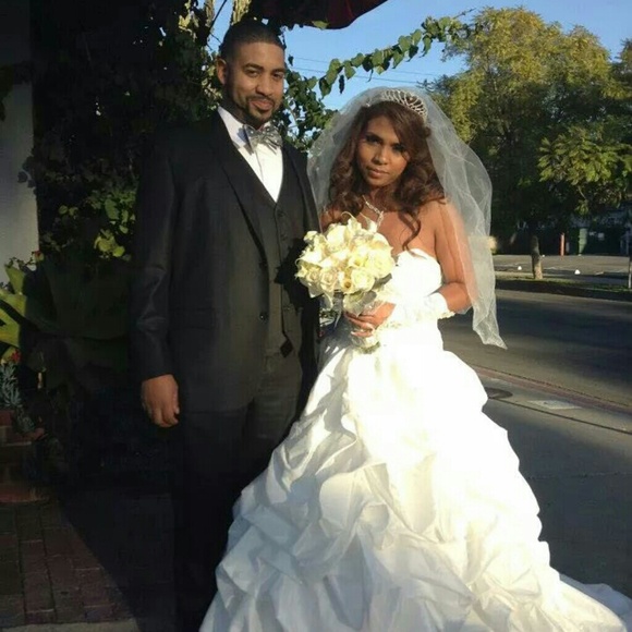 Wedding dress