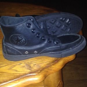 Black leather high top converse allstar