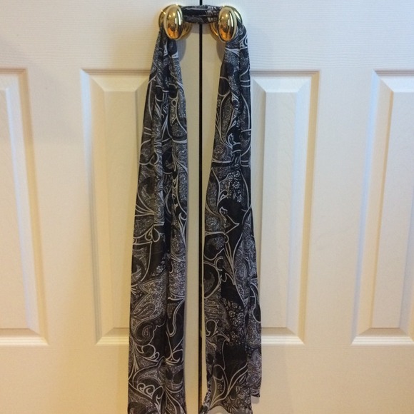 Lightweight sheer scarf!