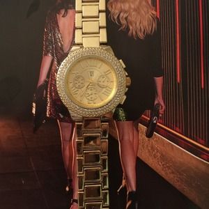 BRAND NEW GOLD WATCH