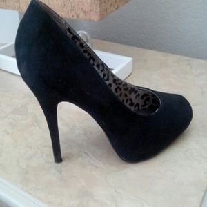 Black heels with box, worn about 3 times.