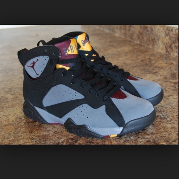 looking for these in great condition, in a size 9